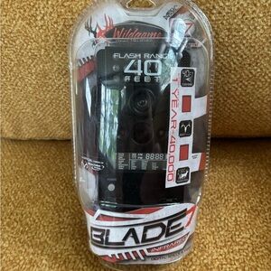 Blade Infrared Digital Scouting Camera - Black